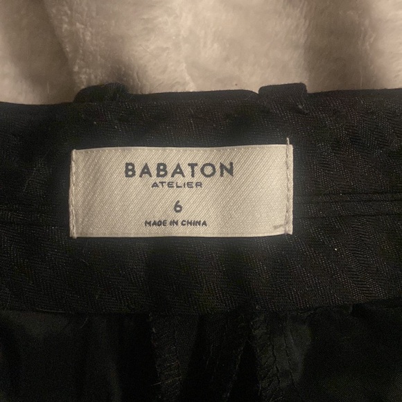 Babaton size 6 black shorts - Picture 2 of 4